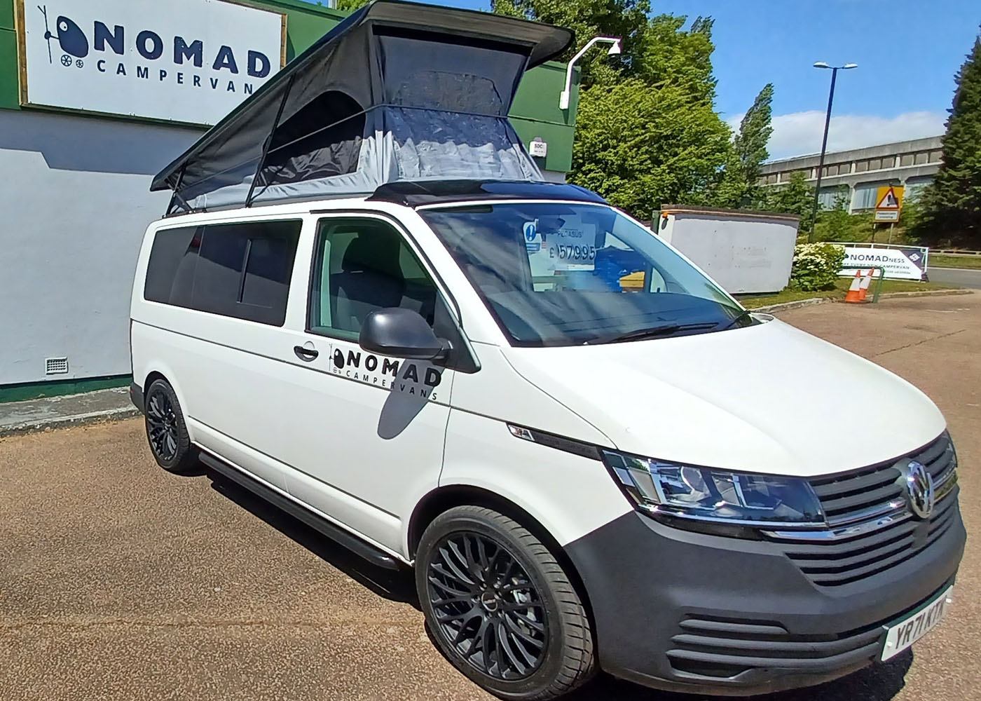 Nomad Camper Black and White Edition VW T61 17
